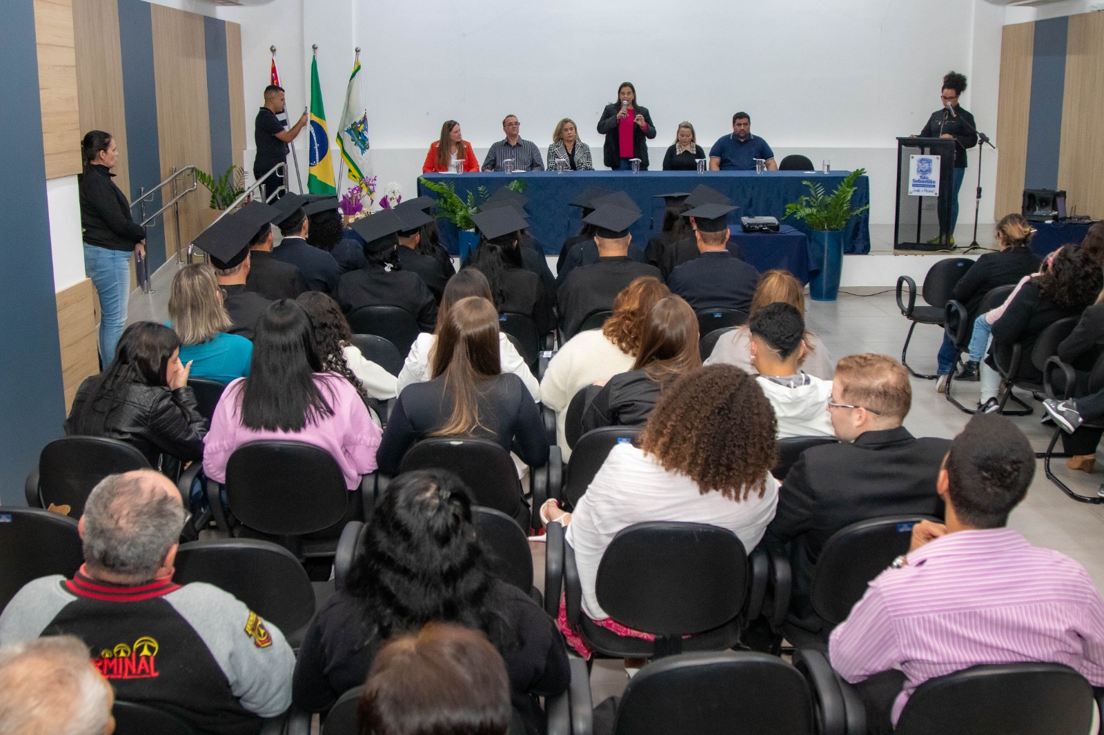 Prefeitura de São Sebastião realiza formatura de alunos da Univesp